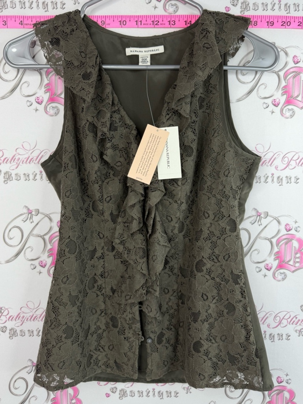 Banana Republic tank top Lacie floral Olive Green Lace Ruffle Sleeveless Top
